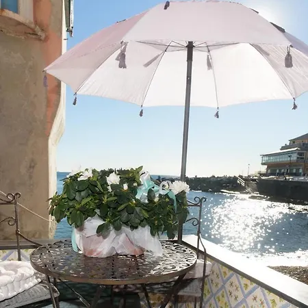 Salsedine Relais Apartment Genoa Exterior photo